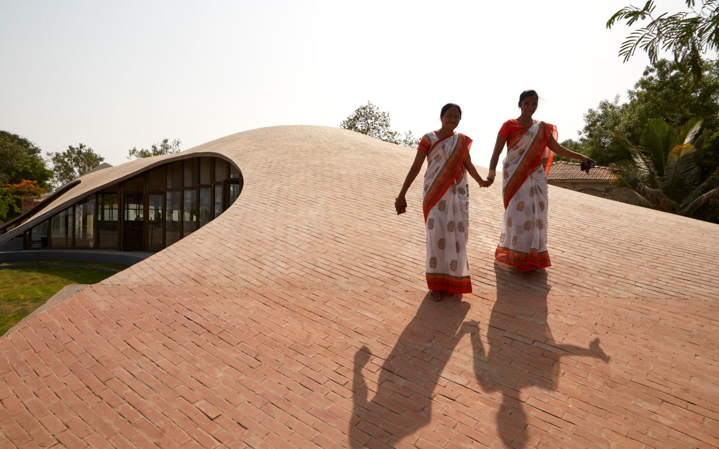Maya Somaiya Library; Brick Award 2020 Category "Building Outside The Box"; Architects: Sameep Padora & Associates, Photo:  Edmund Sumner