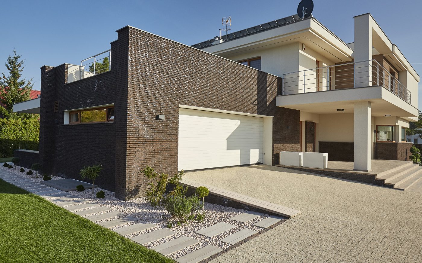 Single family house located near Torun Poland with Marono brown-graphite facing brick