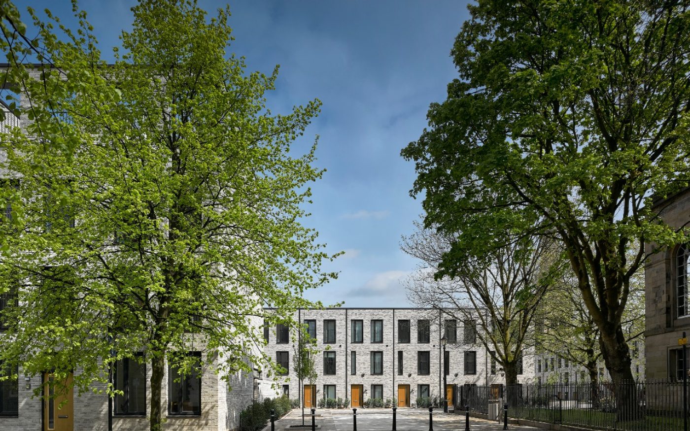 Timekeepers Square - kompleks domów miejskich, Salford, Wielka Brytania